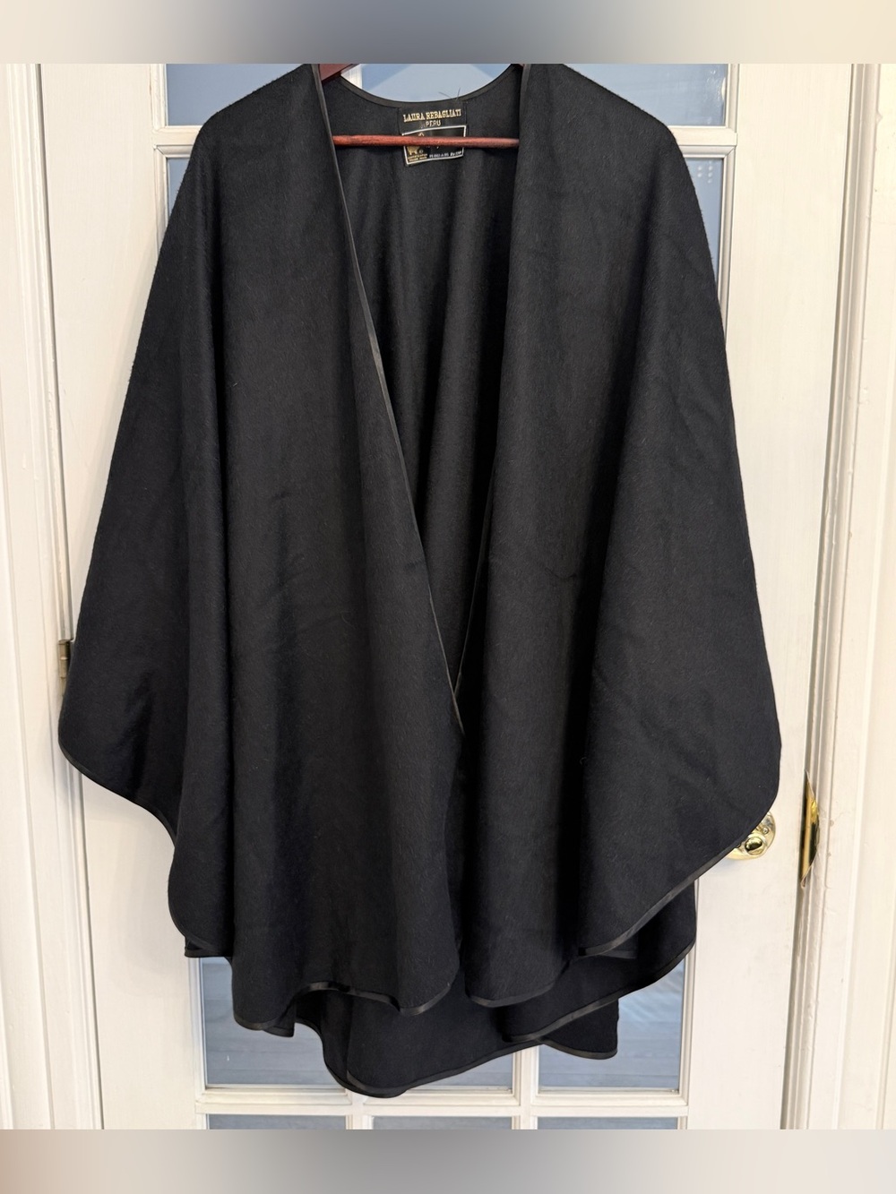 Laura Rebagliati Women’s Black Baby Alpaca Open Front Cape Ruana Wrap Satin Trim